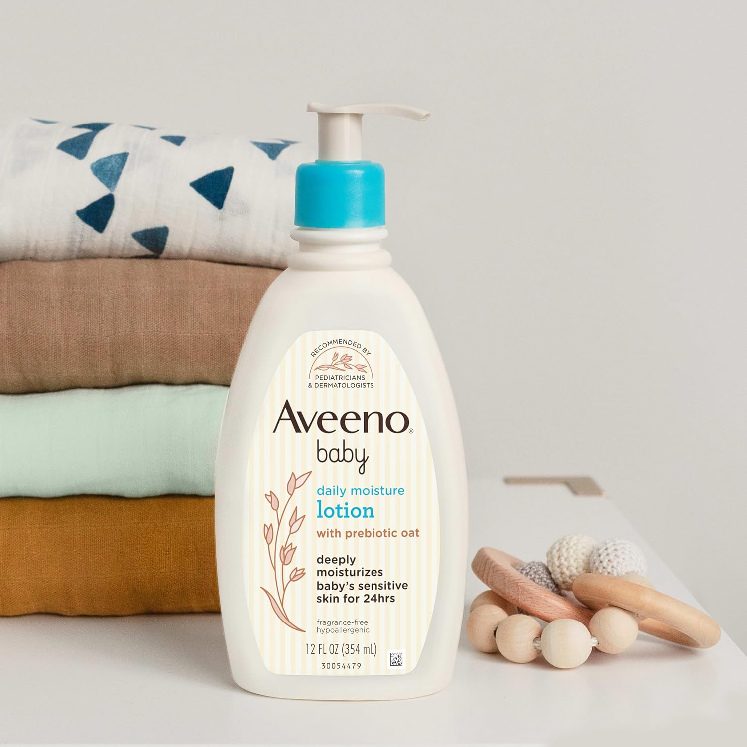 Aveeno Baby Daily Moisture Body Lotion for Sensitive Skin, Hypoallergenic Moisturizing Baby Lotion with Nourishing Oatmeal to Deeply Moisturize Baby's Skin, Fragrance-Free, 18 fl. oz - Image 5